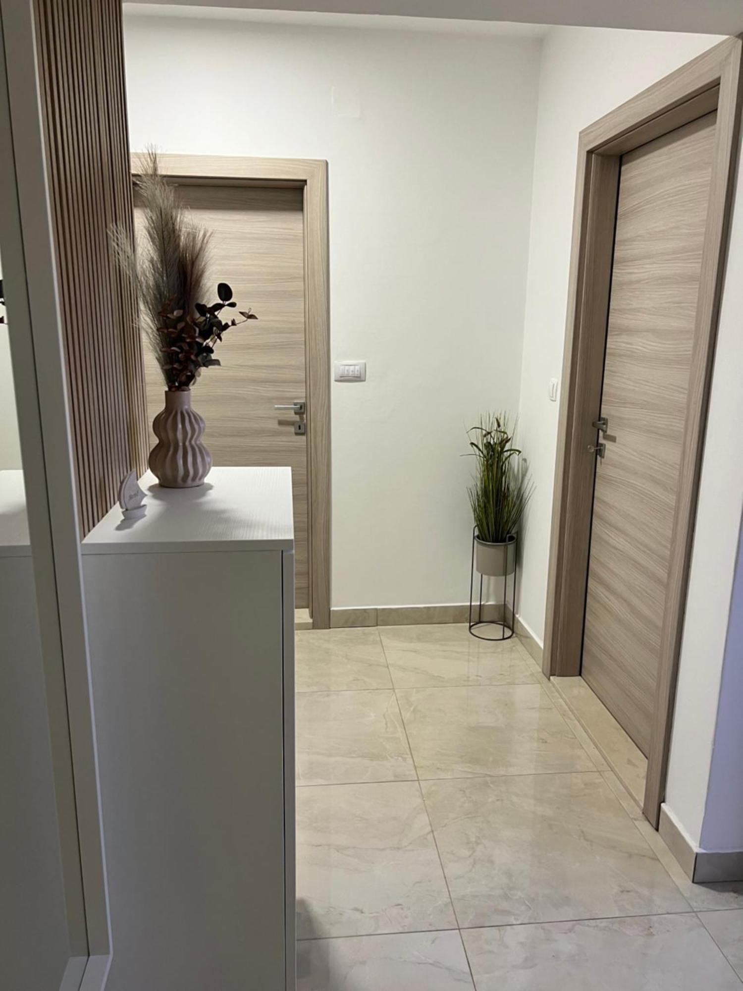 Apartmani Ivelic Supetar Kültér fotó